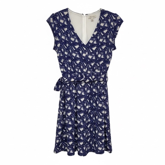DR2 Dresses & Skirts - DR2 Geometric Print Dress Size M